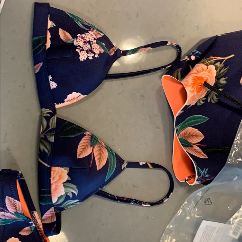 Triangl bathing suit